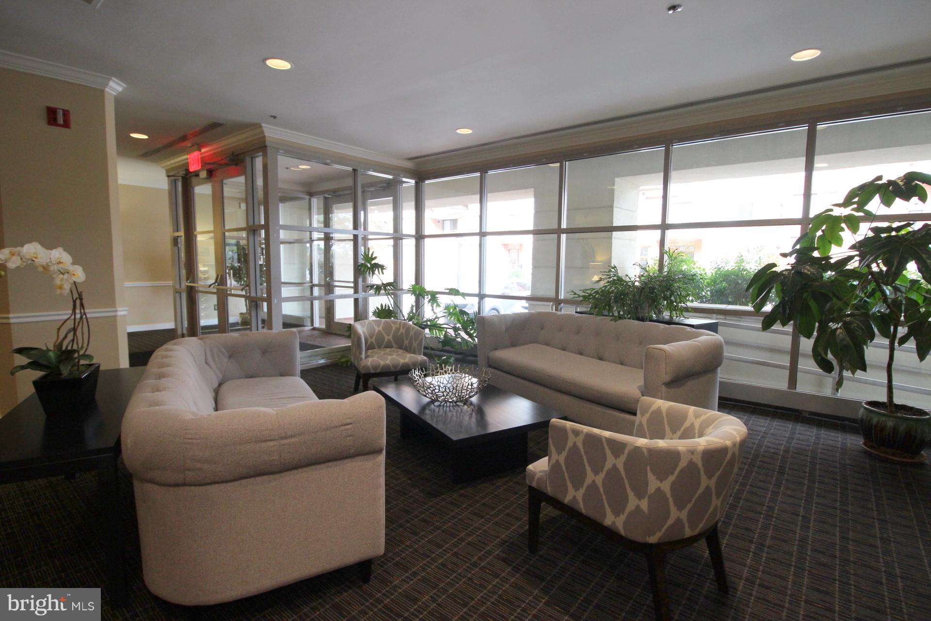 BRADDOCK PLACE - Residential Lease