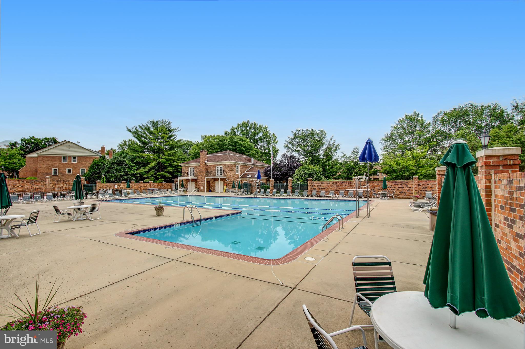 GEORGETOWN VILLAGE - Residential