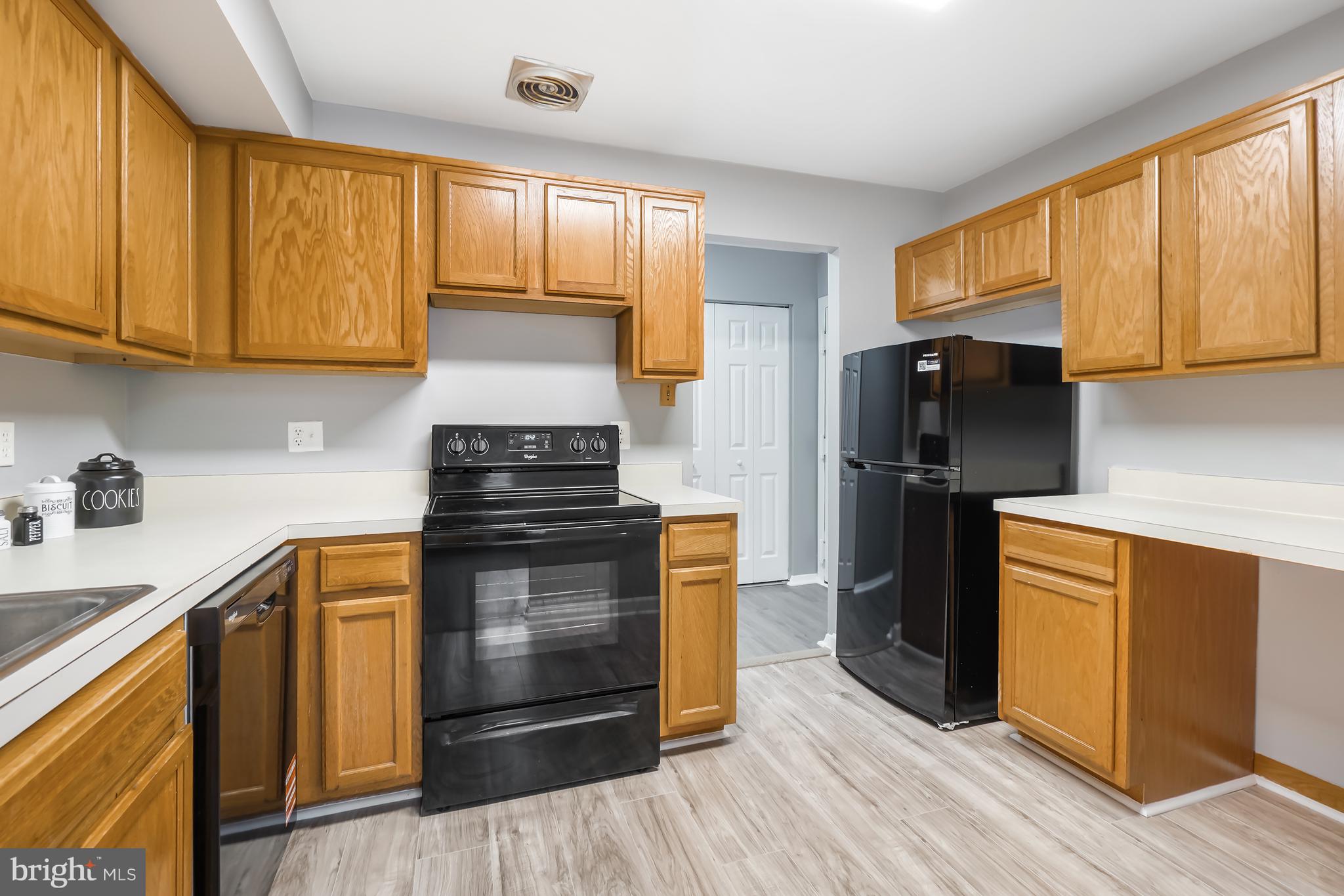 GEORGETOWN VILLAGE - Residential