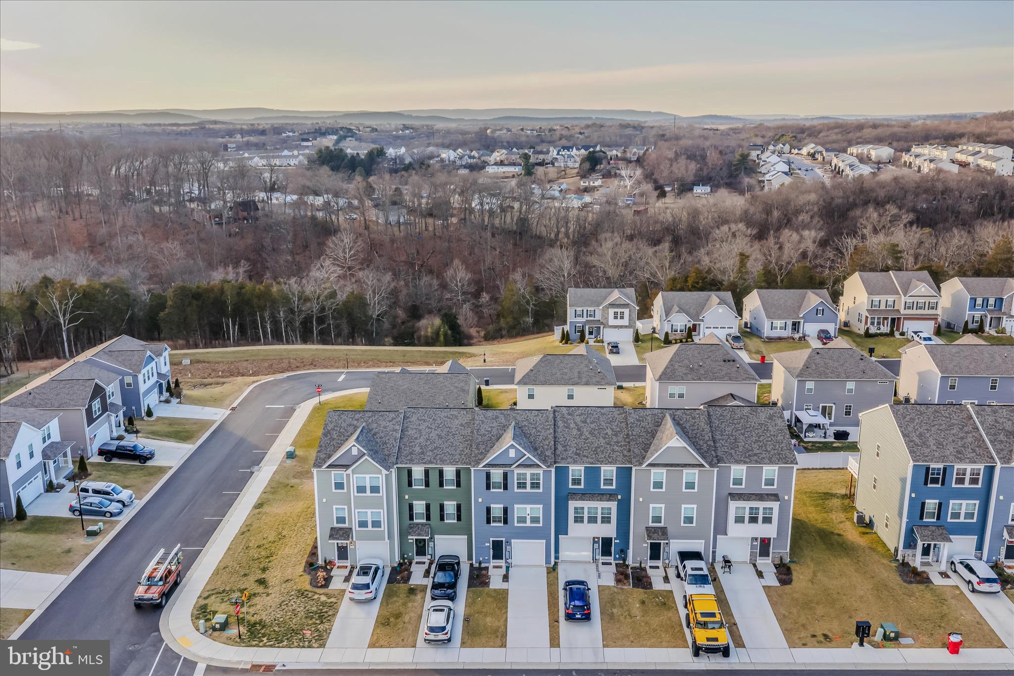 OVERLOOK AT RIVERSIDE TOWNHOMES - Residential
