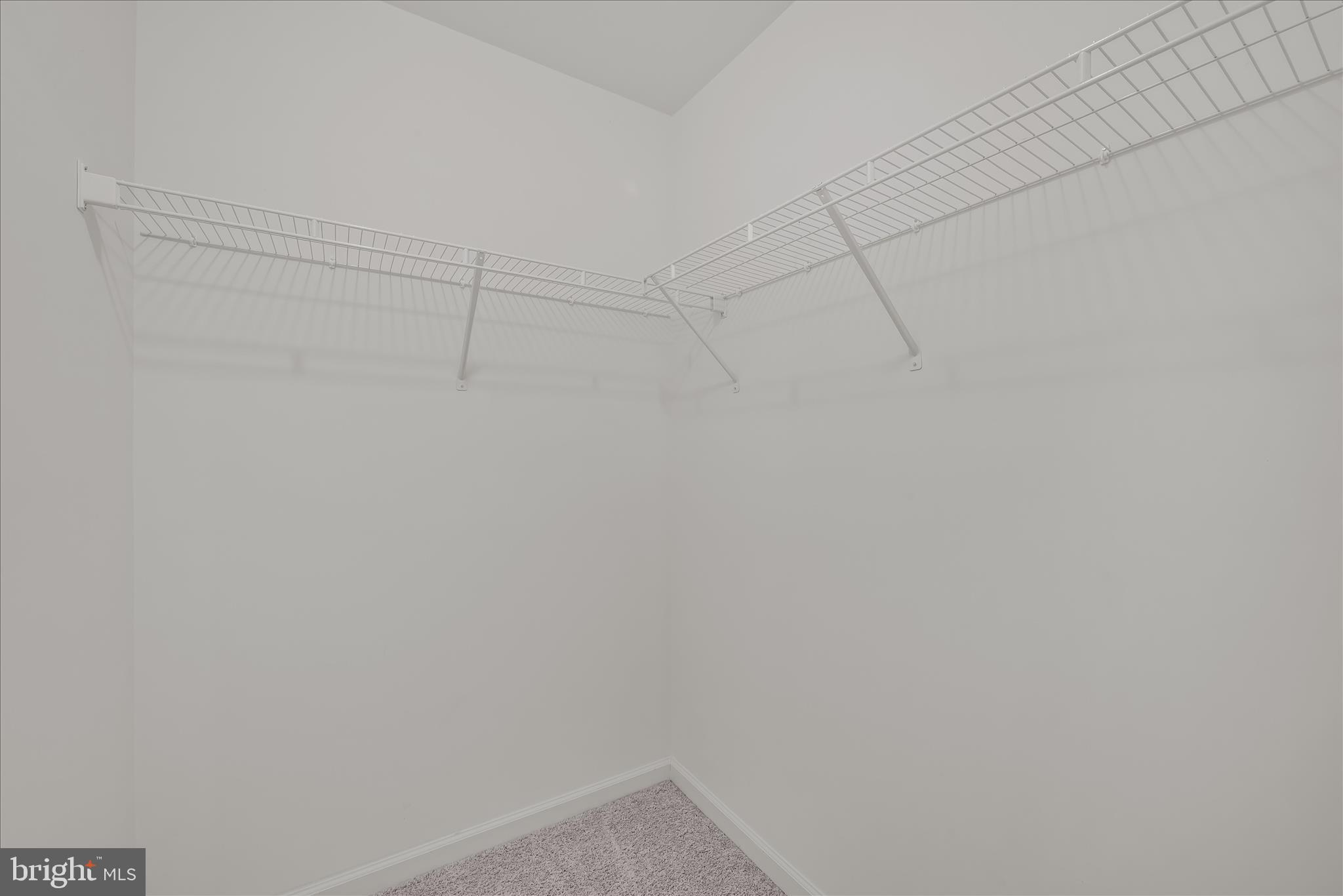 OVERLOOK AT RIVERSIDE TOWNHOMES - Residential