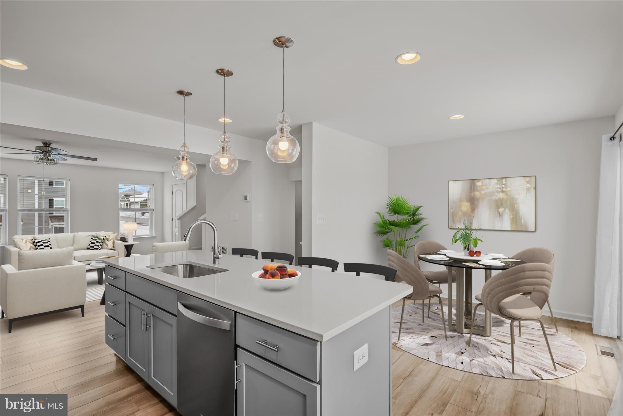 OVERLOOK AT RIVERSIDE TOWNHOMES - Residential