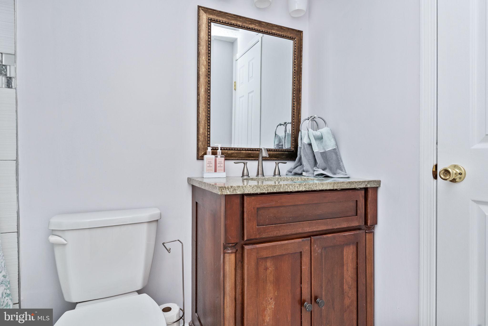 SECOND GREENWOOD - Residential