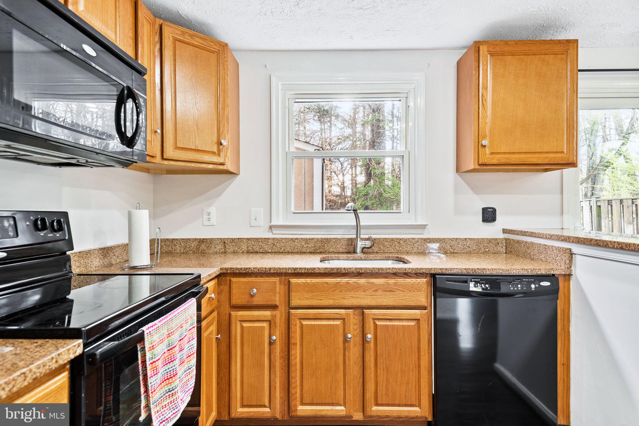 SECOND GREENWOOD - Residential