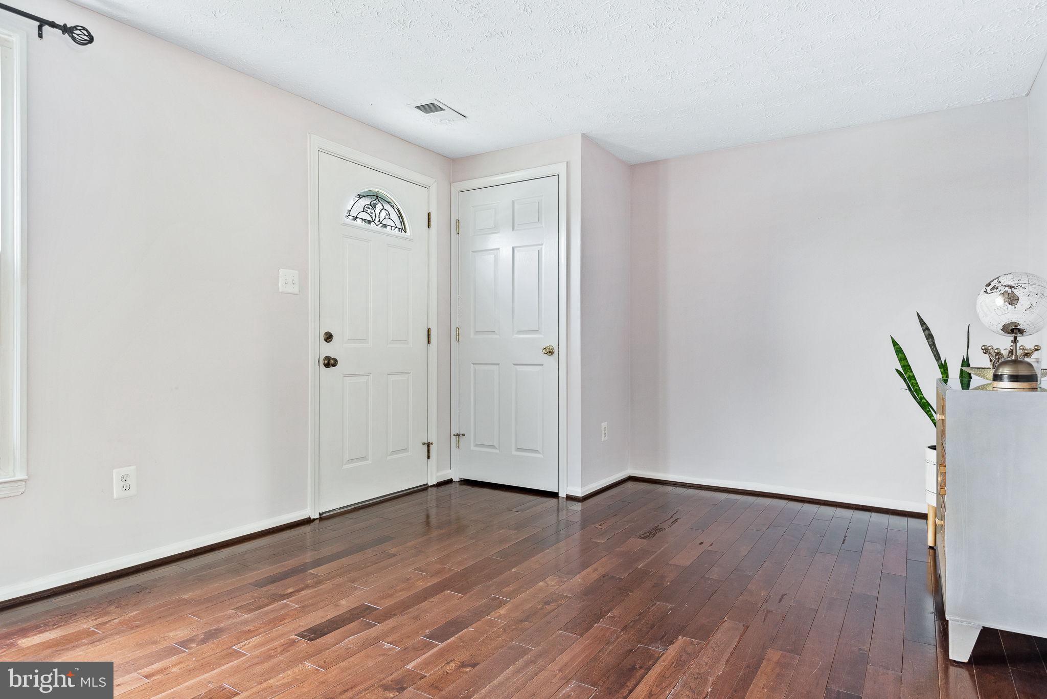 SECOND GREENWOOD - Residential