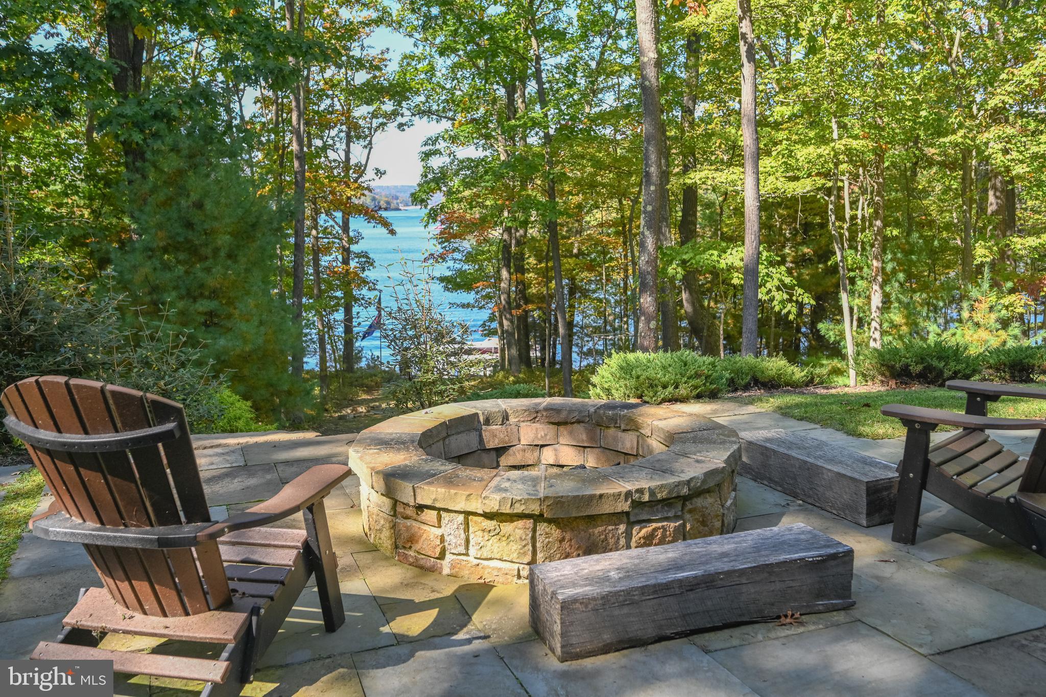 THOUSAND ACRES - Residential