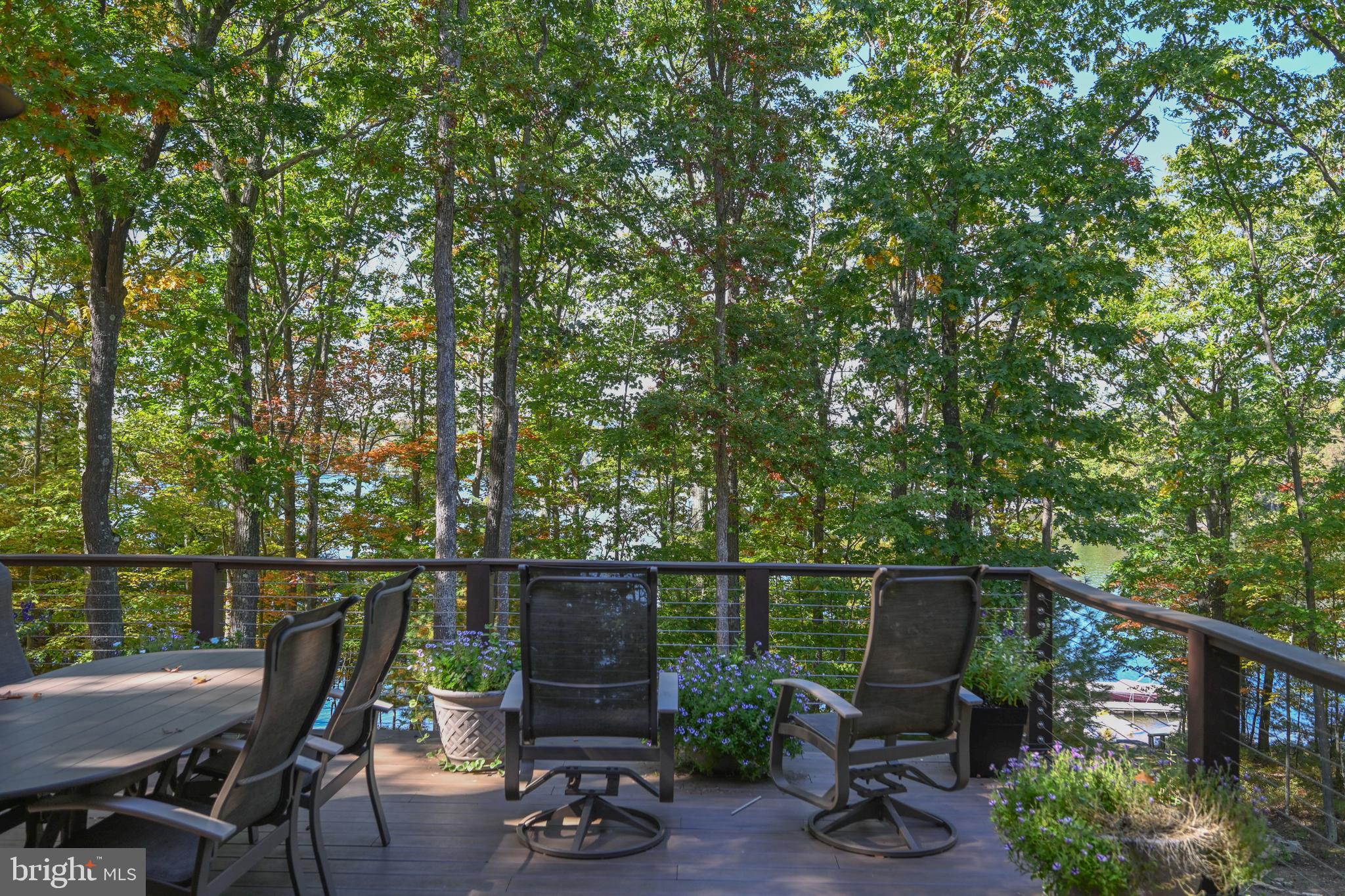 THOUSAND ACRES - Residential