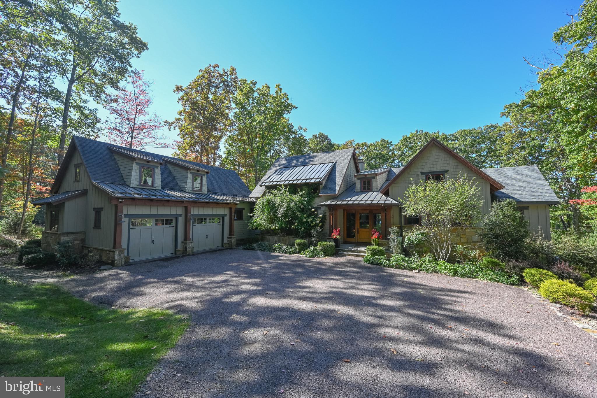 THOUSAND ACRES - Residential