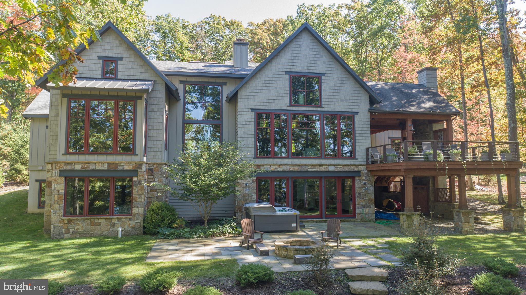 THOUSAND ACRES - Residential