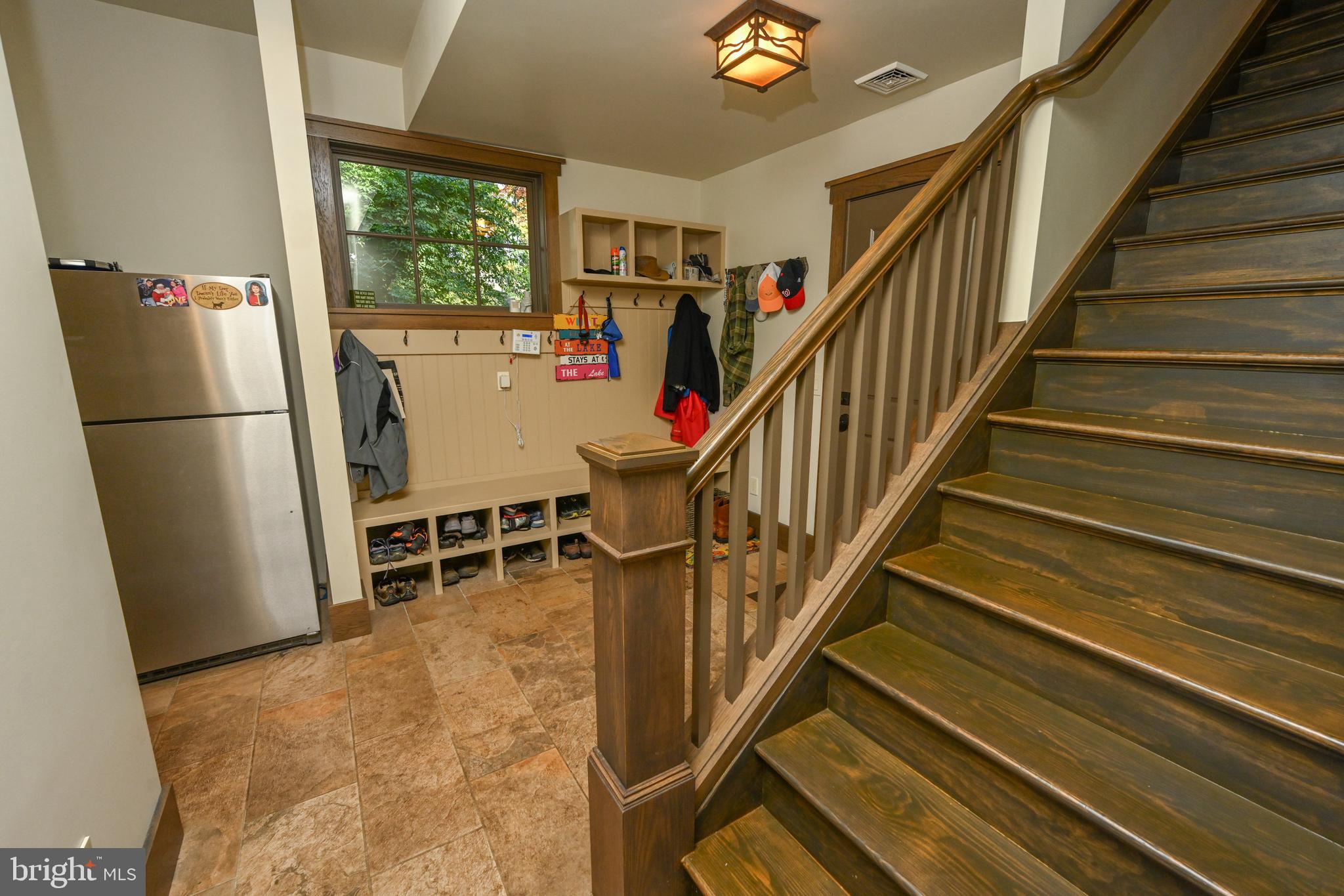 THOUSAND ACRES - Residential