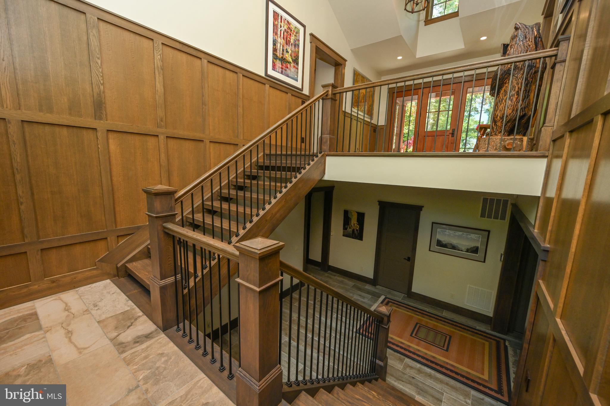 THOUSAND ACRES - Residential