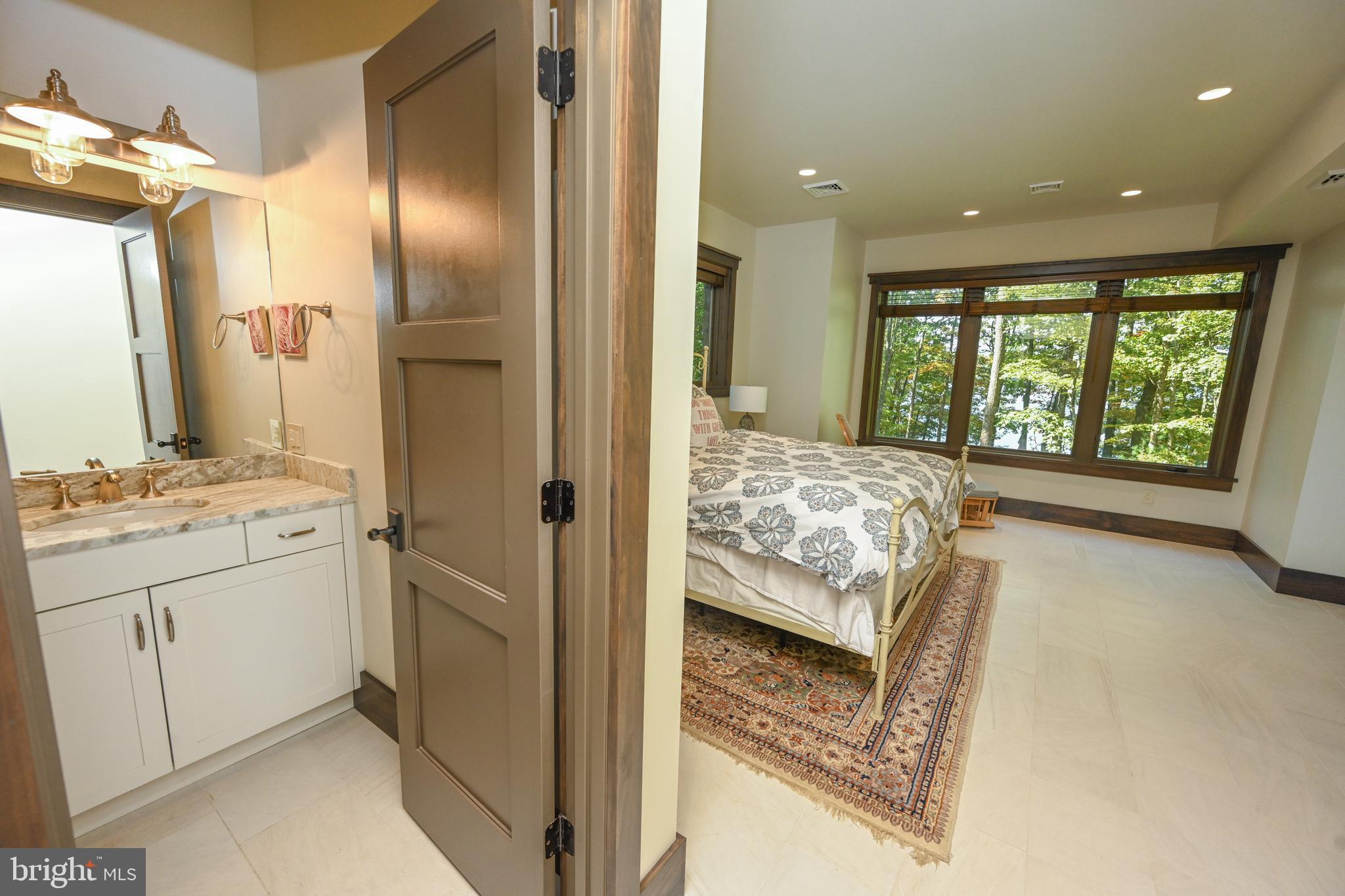 THOUSAND ACRES - Residential