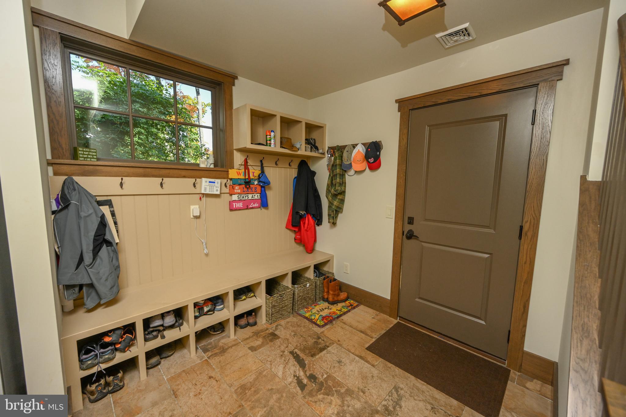 THOUSAND ACRES - Residential