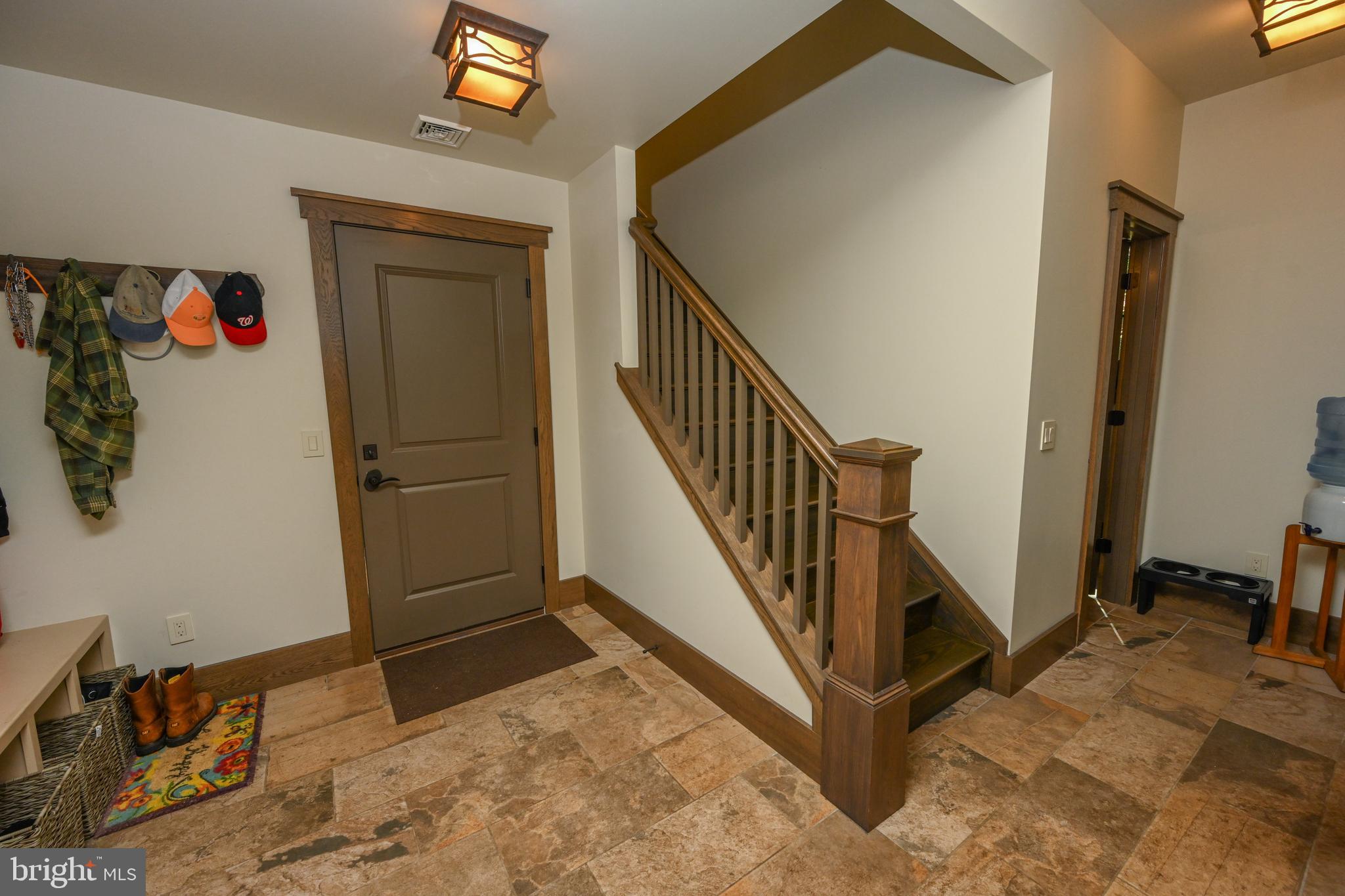 THOUSAND ACRES - Residential