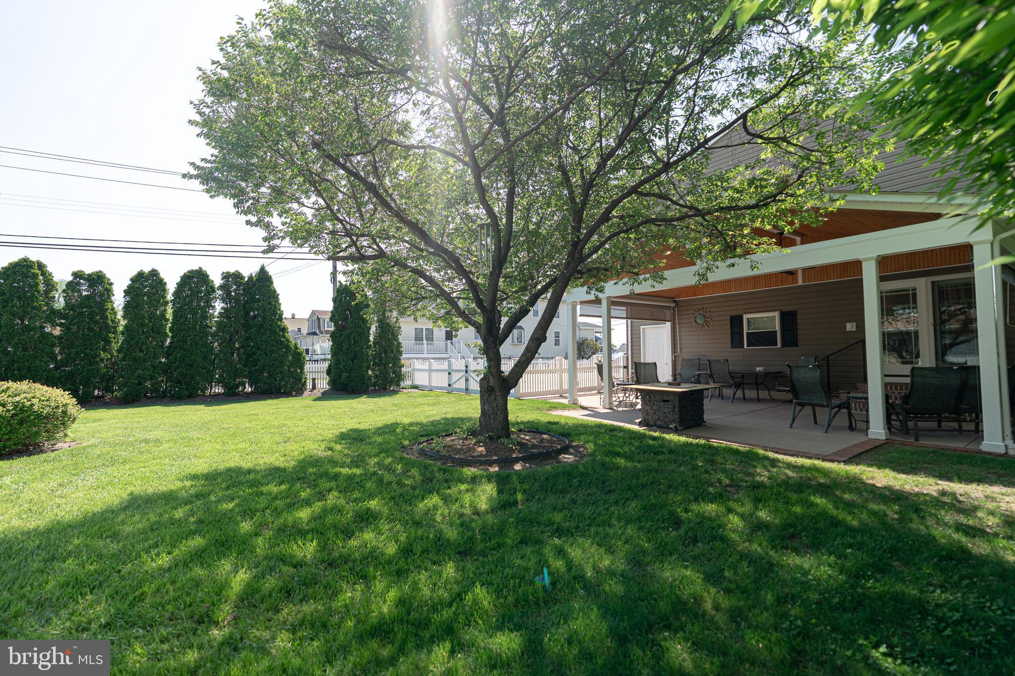 2100 LODGE FOREST