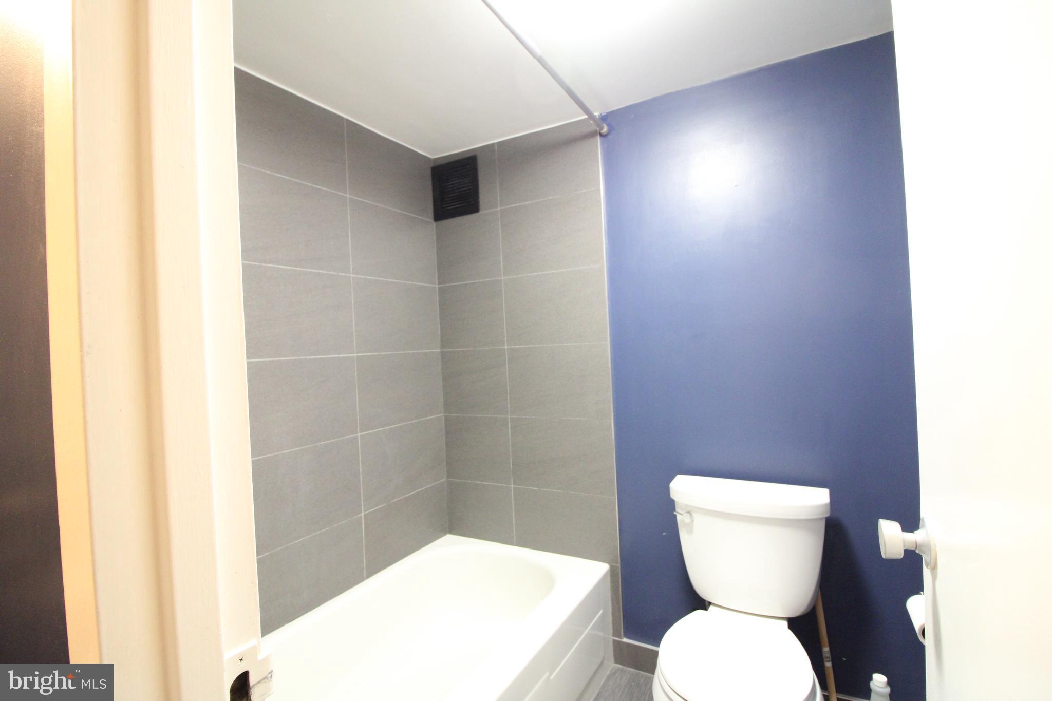 PARC EAST - Residential Lease