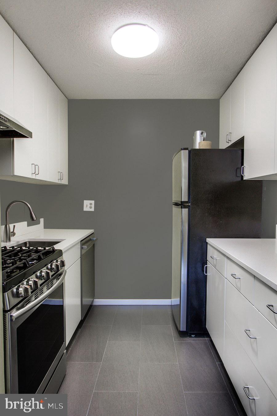 PARC EAST - Residential Lease