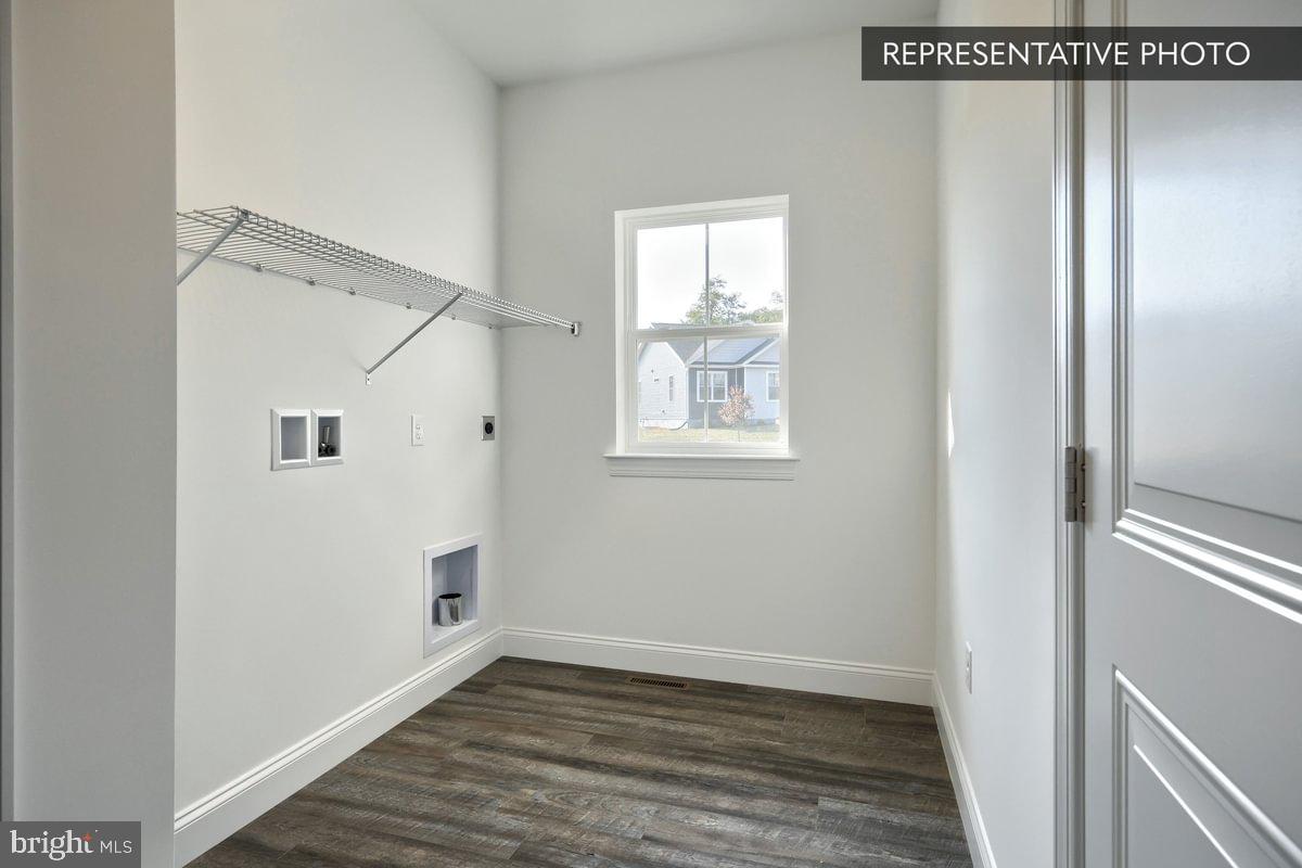 LOGAN MEADOWS - Residential