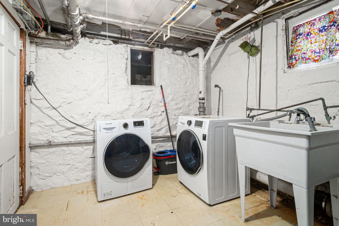 GLEN OAKS - Residential