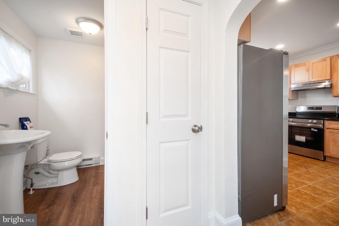 GLEN OAKS - Residential