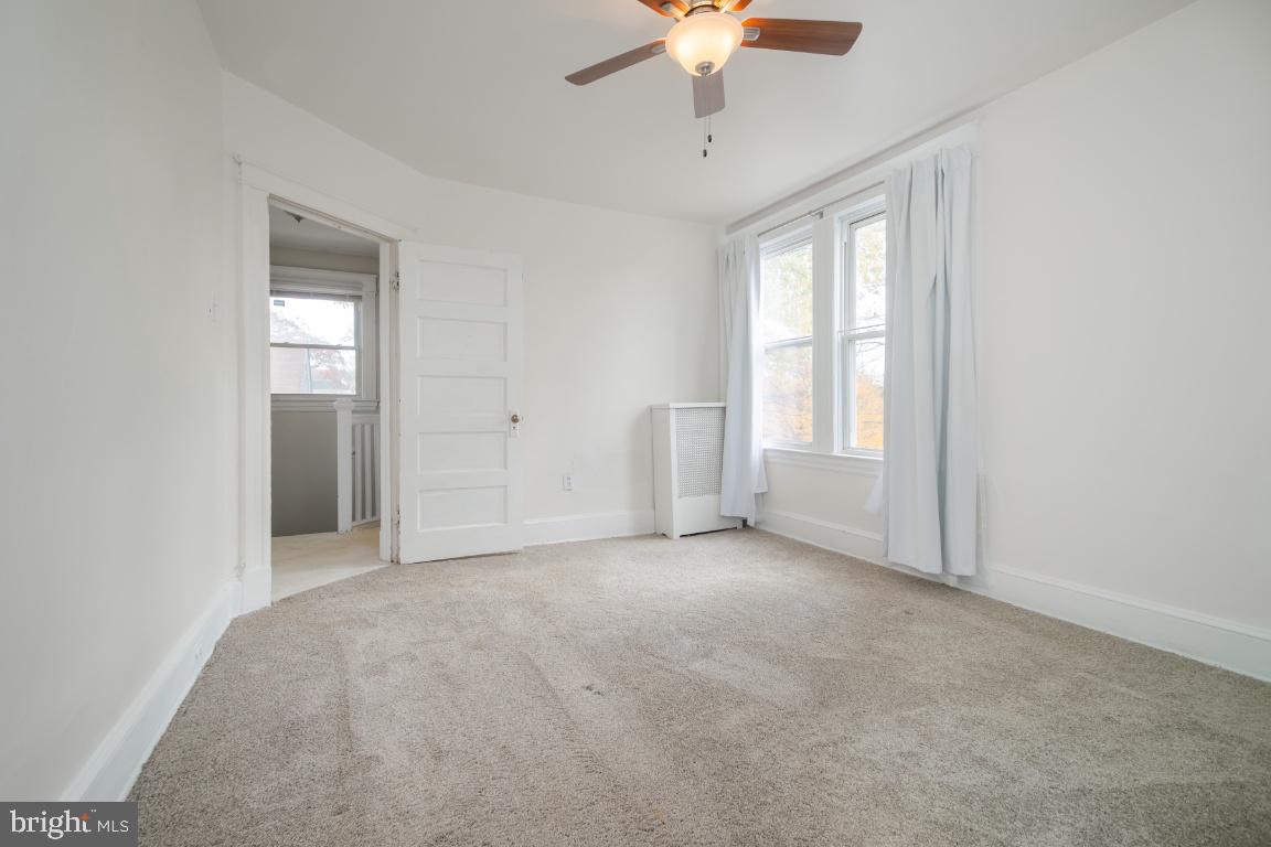 GLEN OAKS - Residential