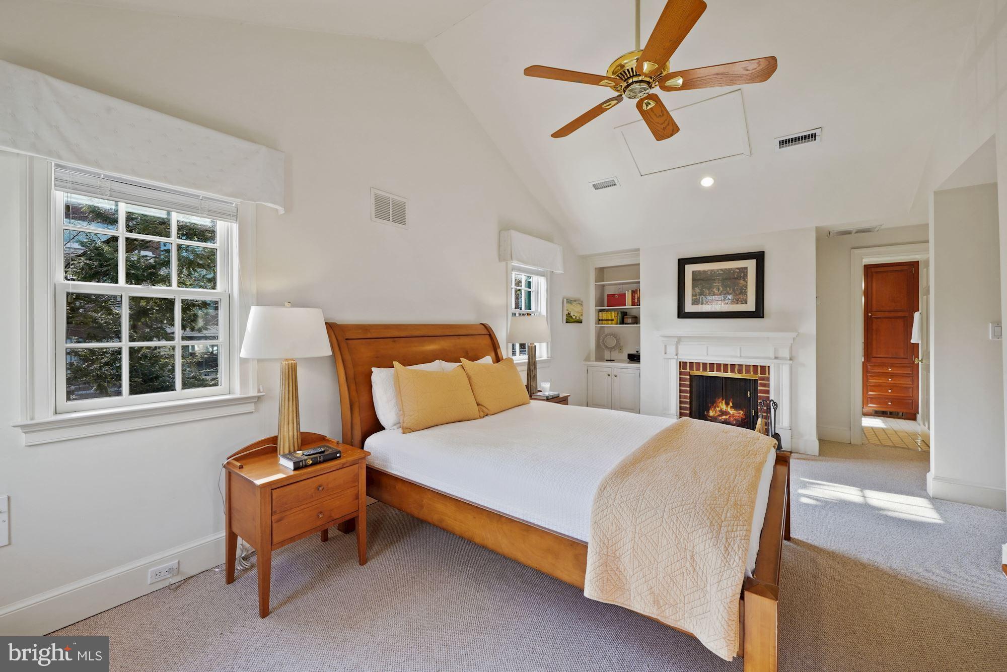 OLD TOWN - Residential