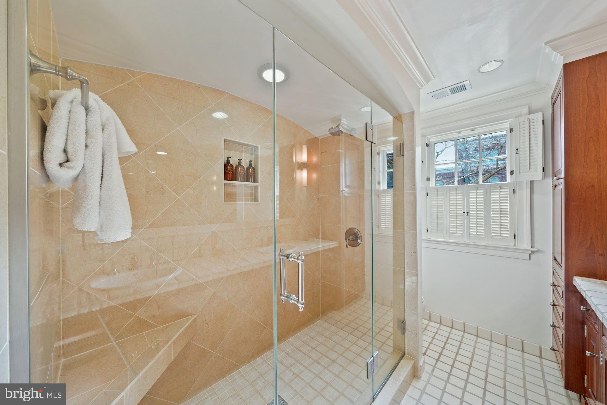 OLD TOWN - Residential