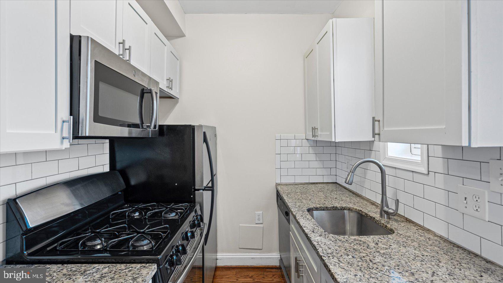 WASHINGTON VILLAGE - Residential