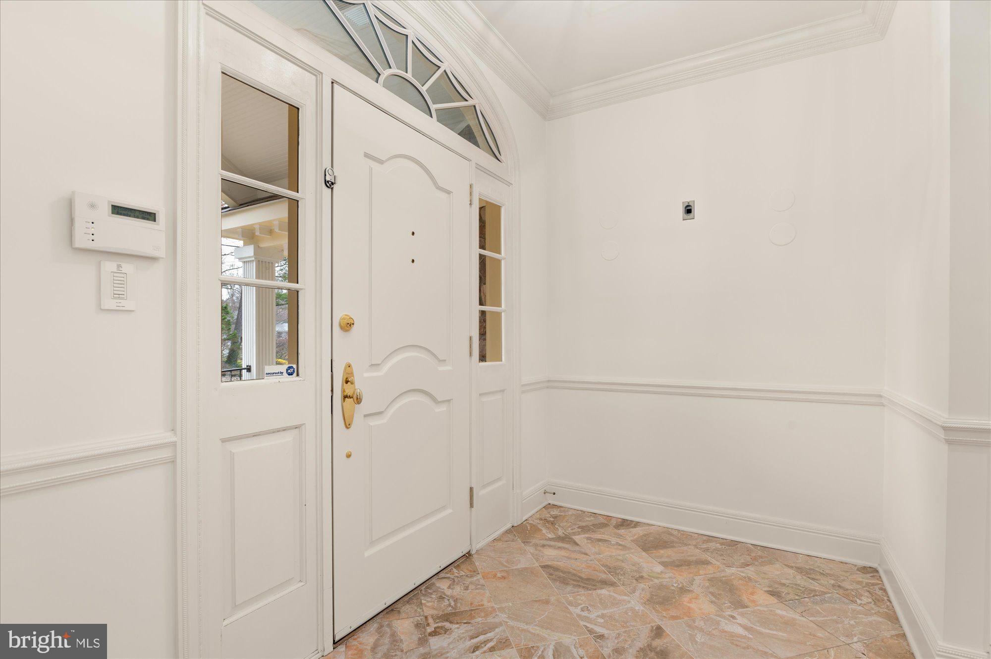 COUNTRY CLUB HILLS - Residential