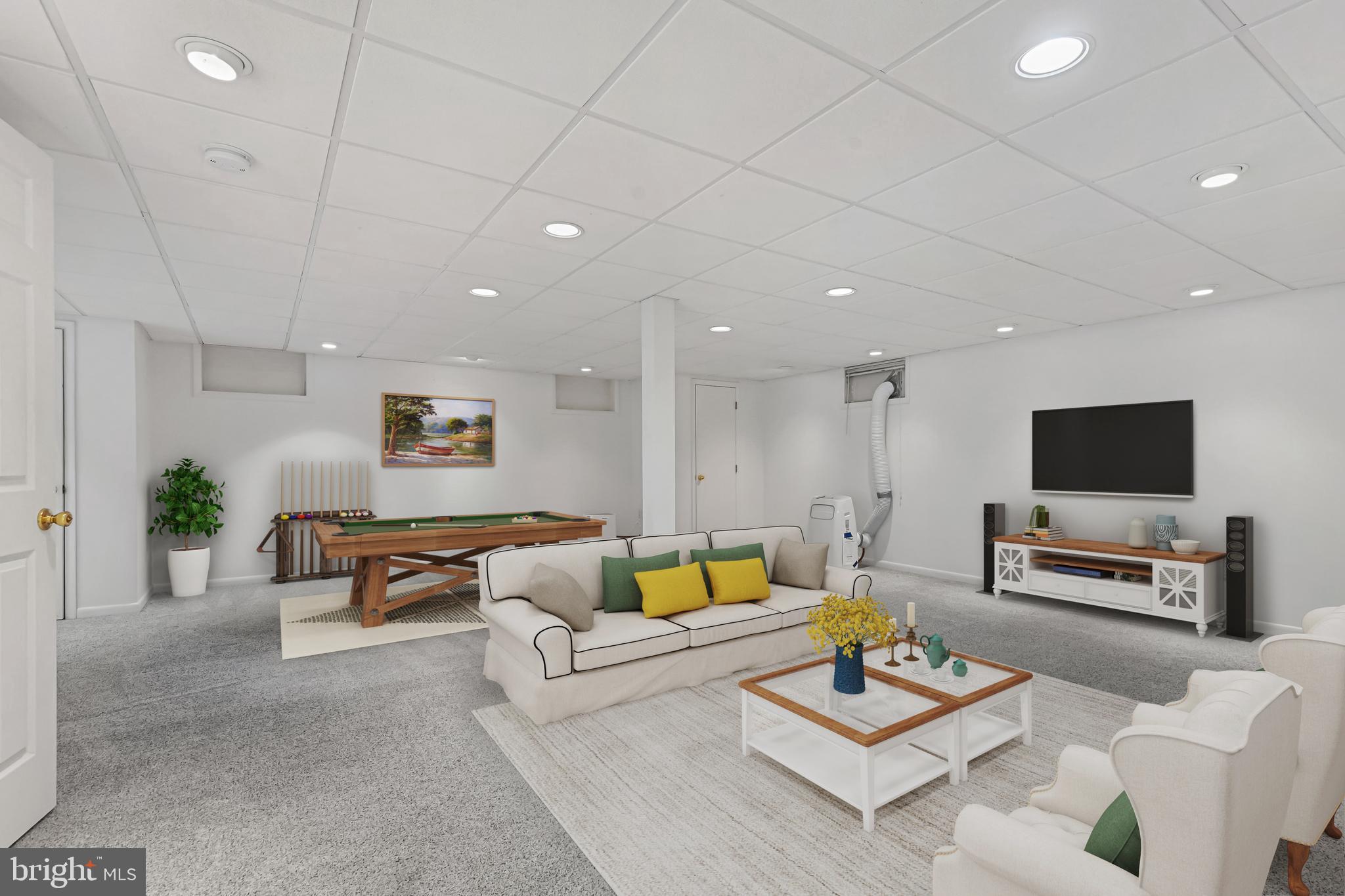 PERRY HALL - Residential