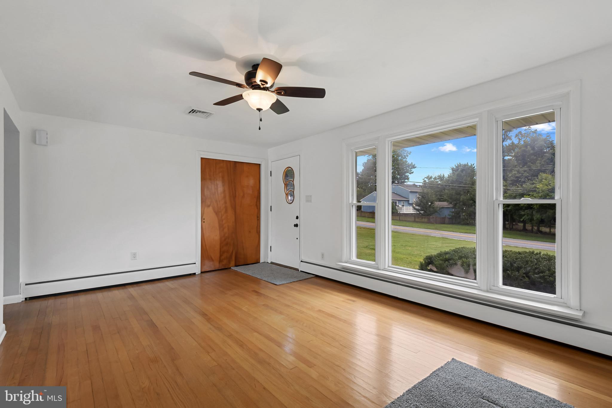 PERRY HALL - Residential