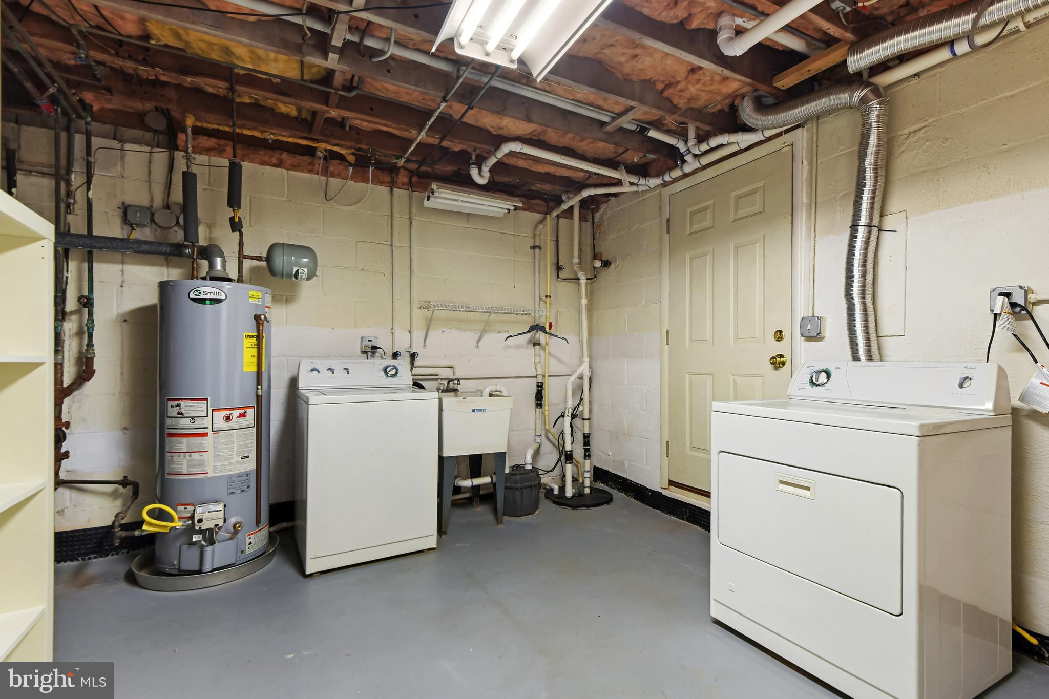 PERRY HALL - Residential