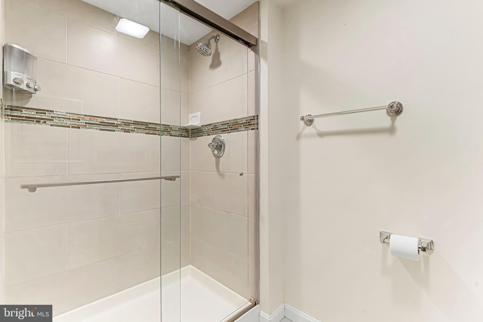 PERRY HALL - Residential