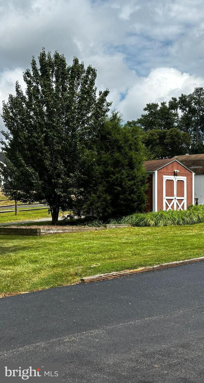 PERRY HALL - Residential