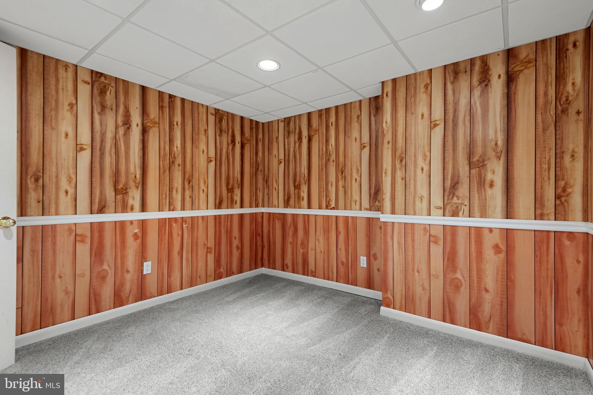 PERRY HALL - Residential