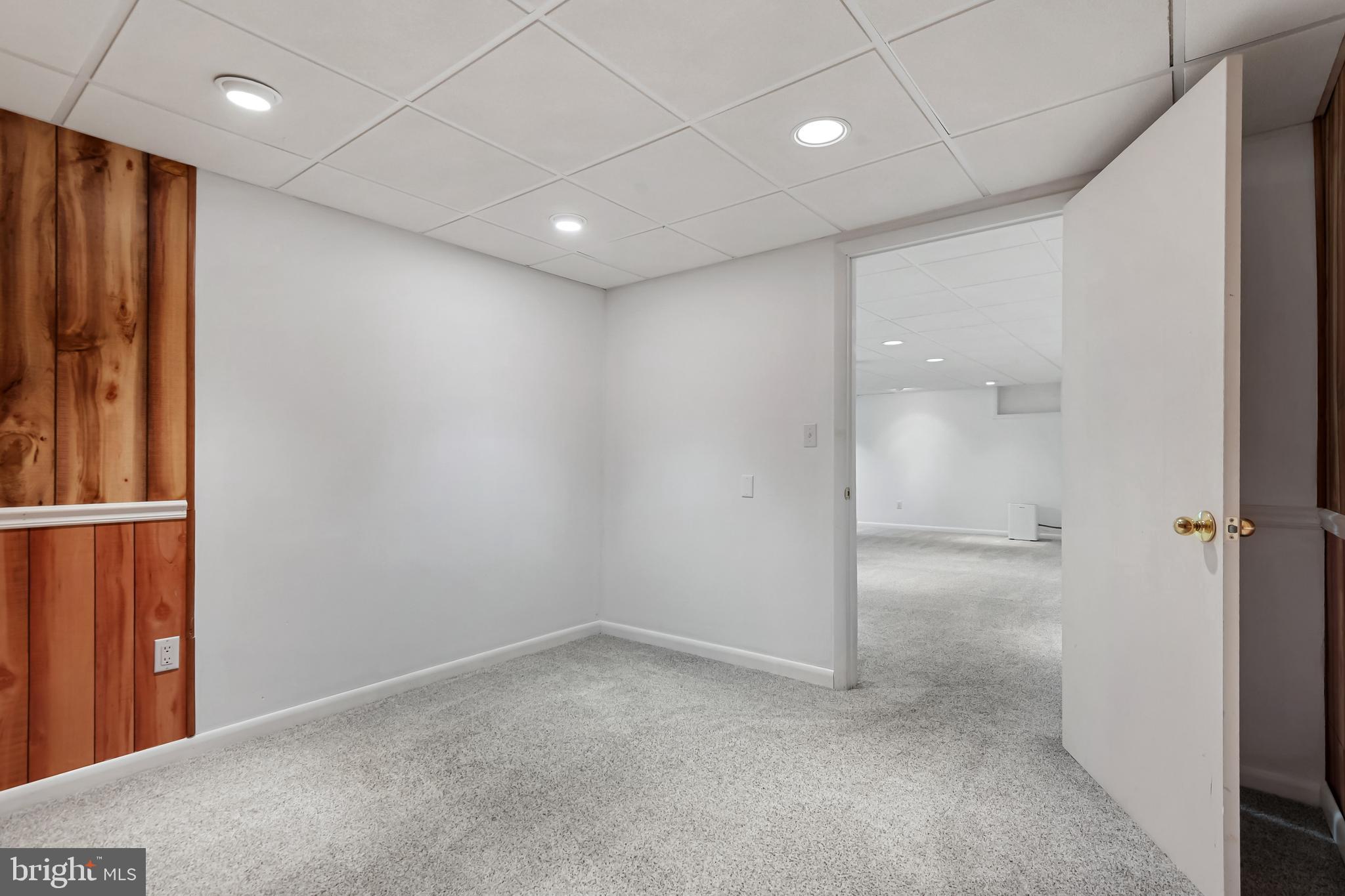 PERRY HALL - Residential