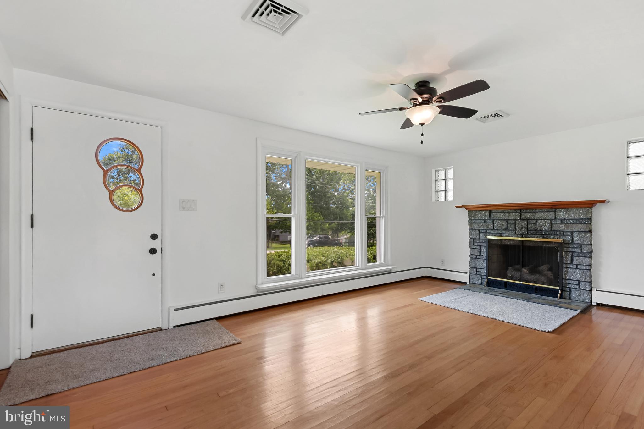 PERRY HALL - Residential