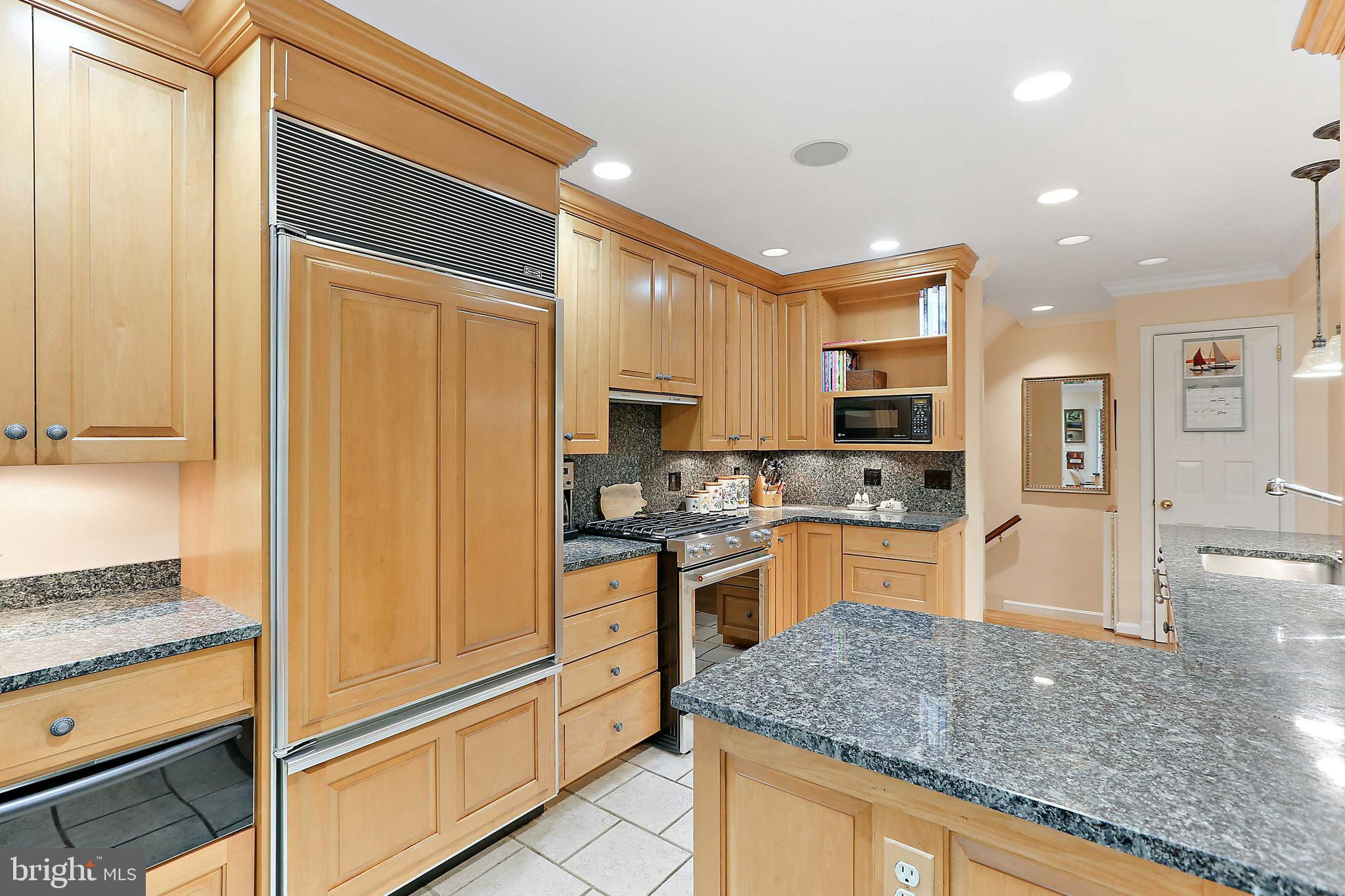 FOUR WINDS/RUXTON - Residential