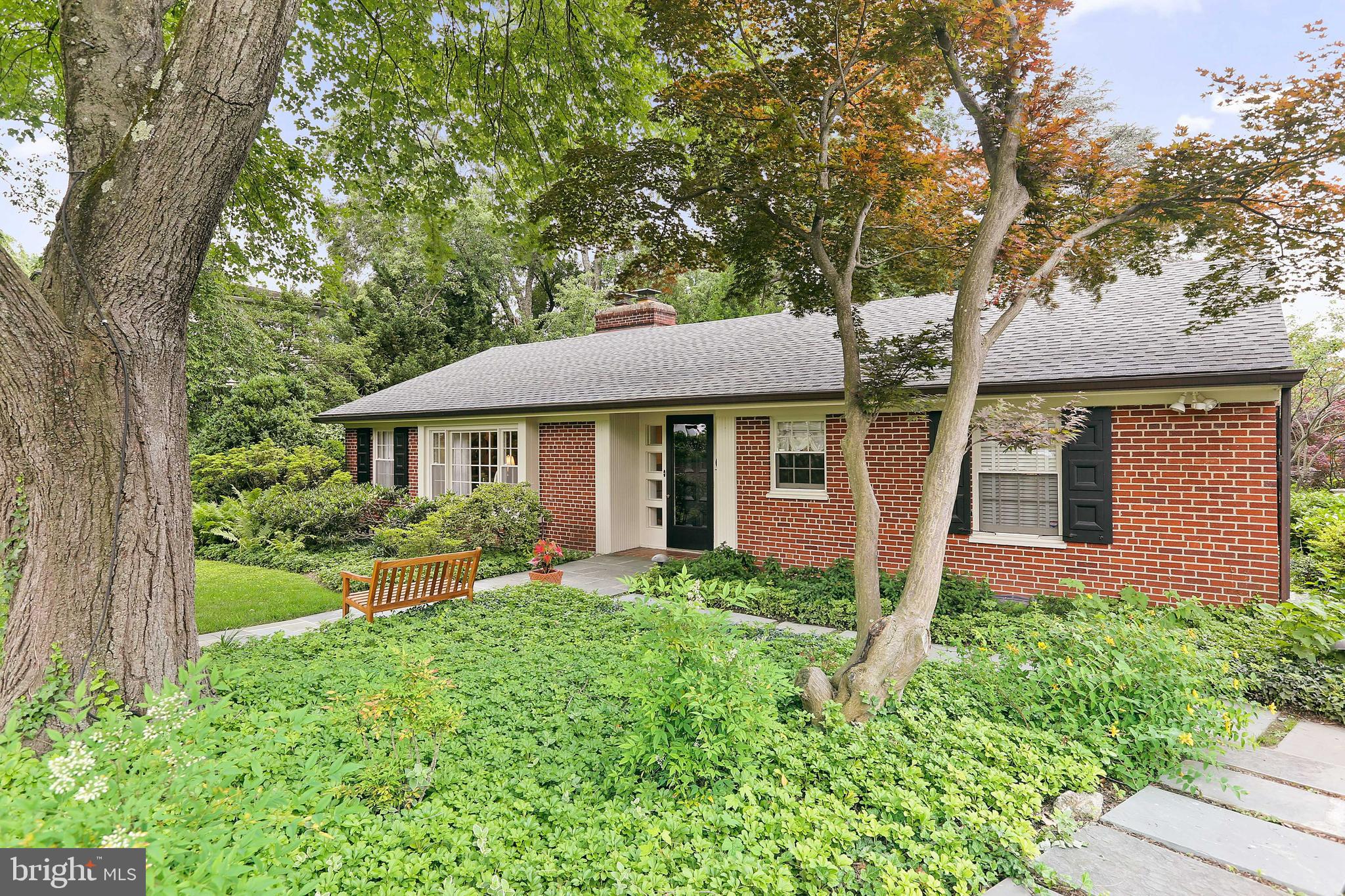 FOUR WINDS/RUXTON - Residential