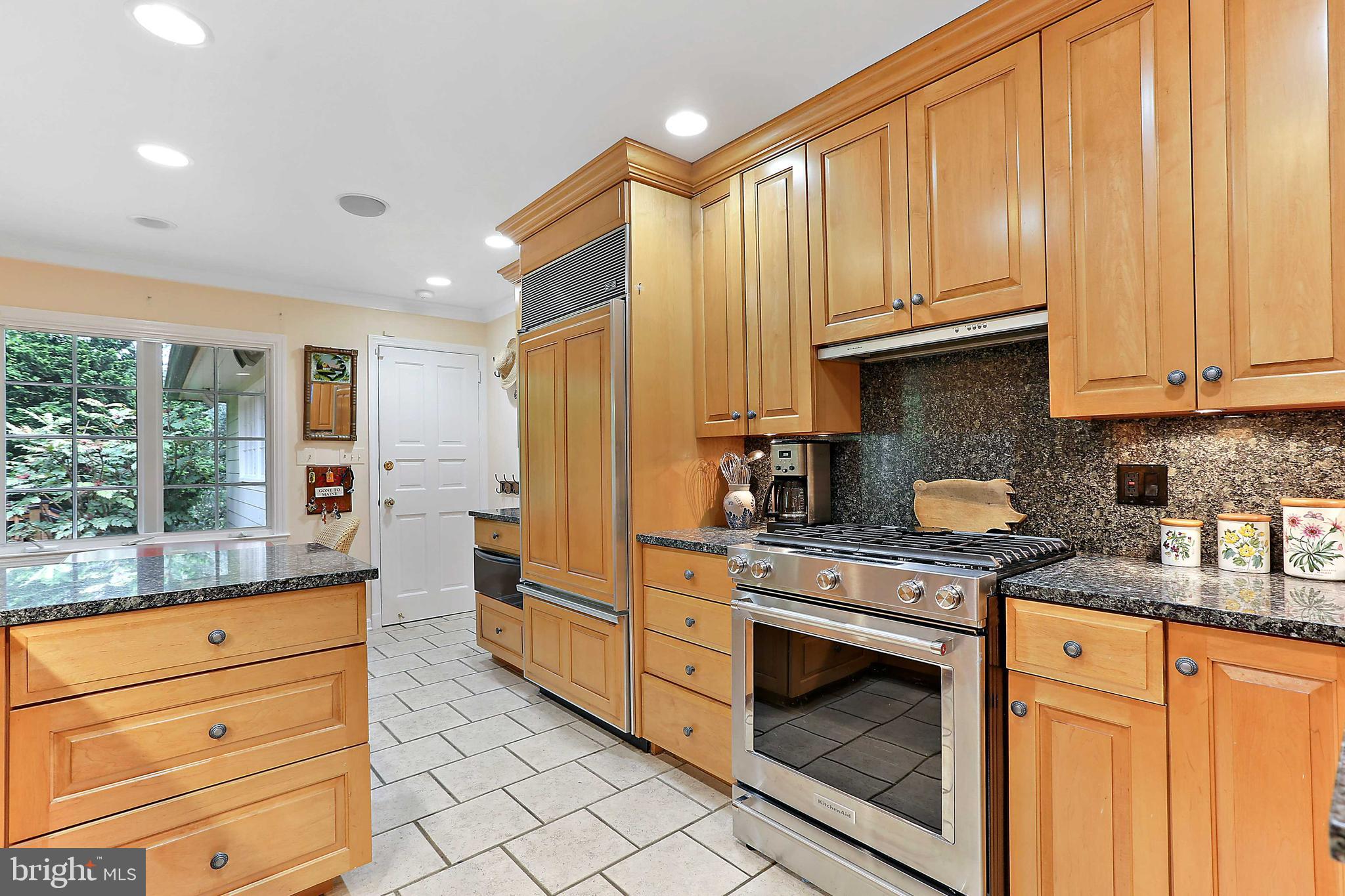 FOUR WINDS/RUXTON - Residential