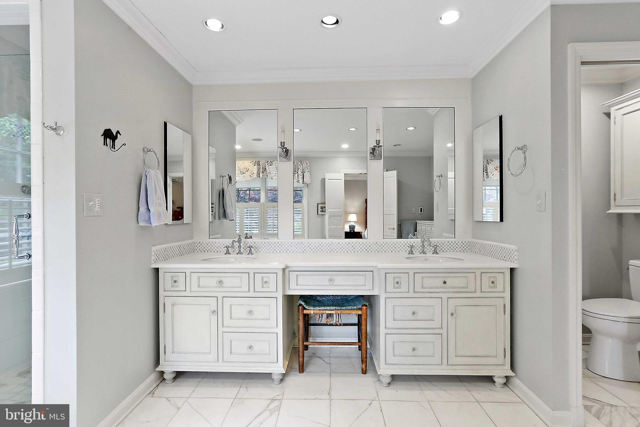 FOUR WINDS/RUXTON - Residential