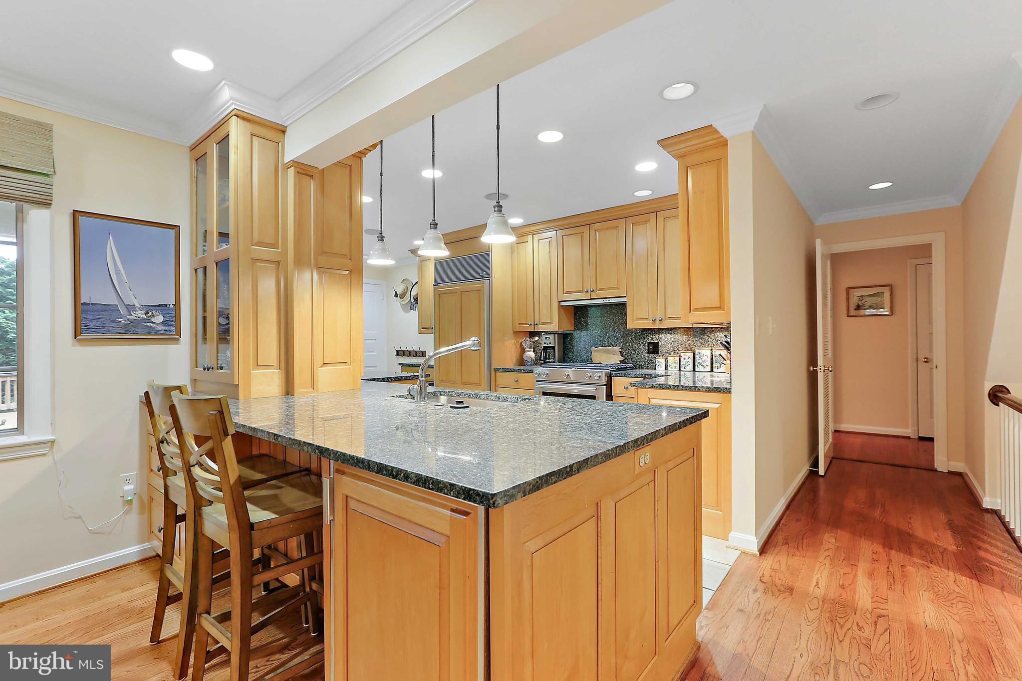 FOUR WINDS/RUXTON - Residential