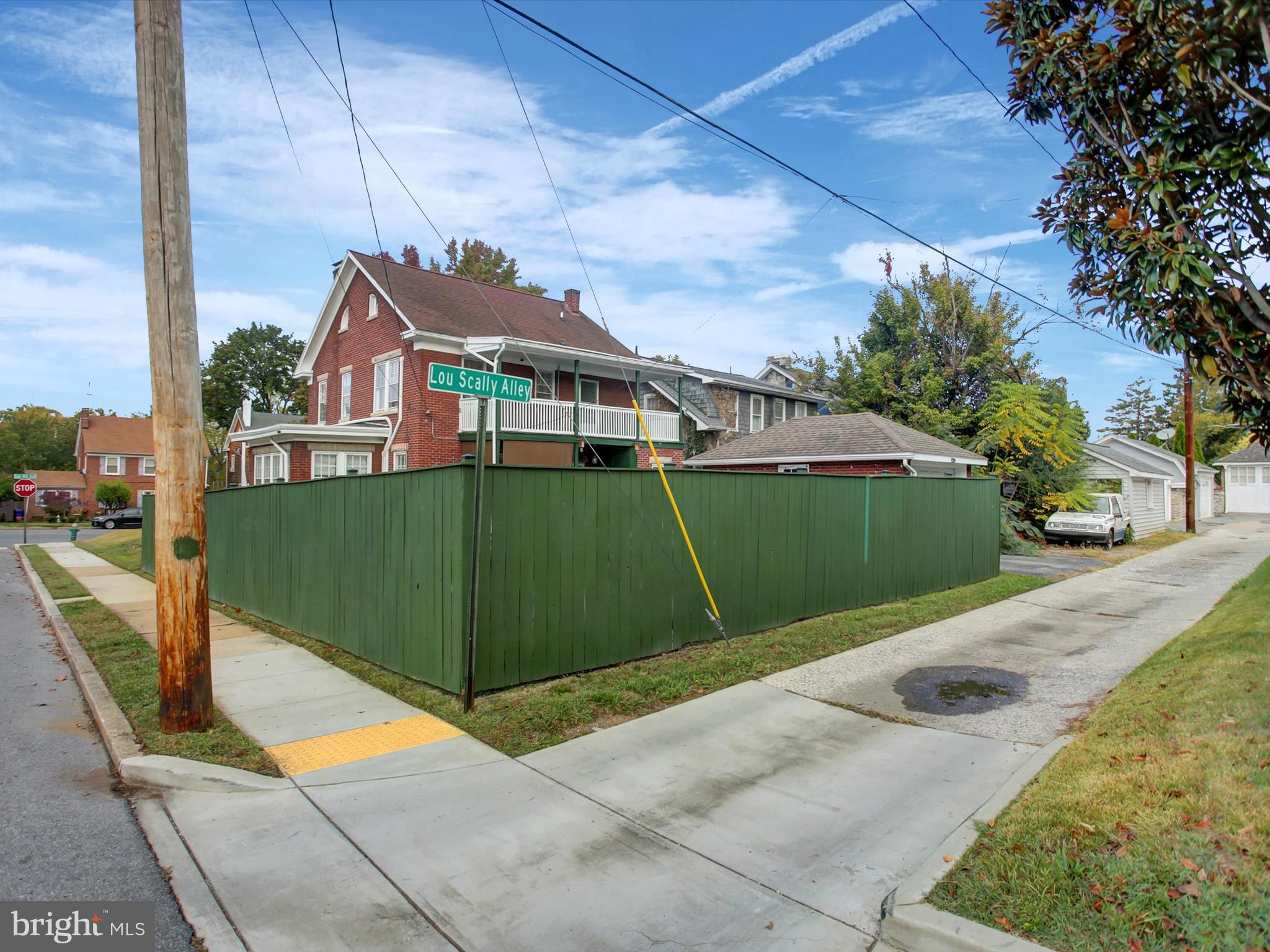 OAK HILL - Residential