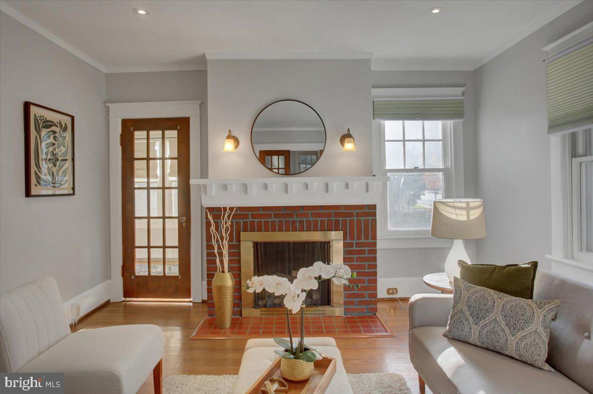 OAK HILL - Residential