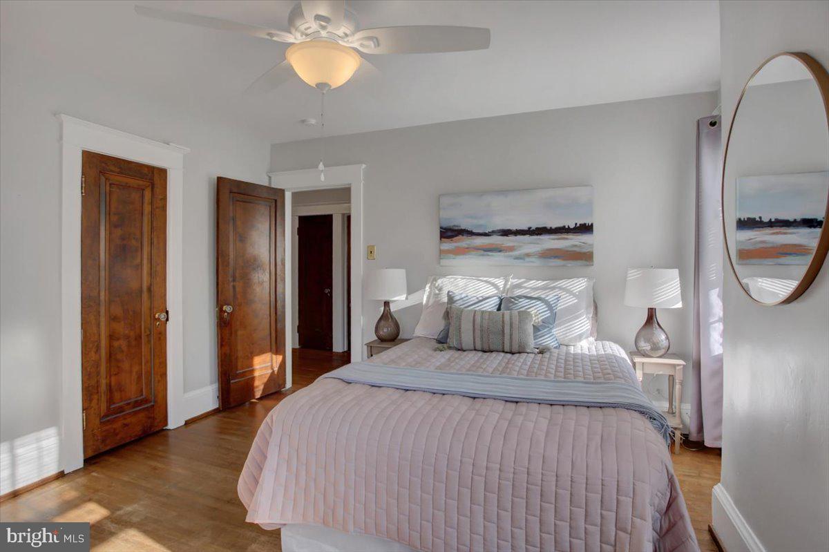 OAK HILL - Residential