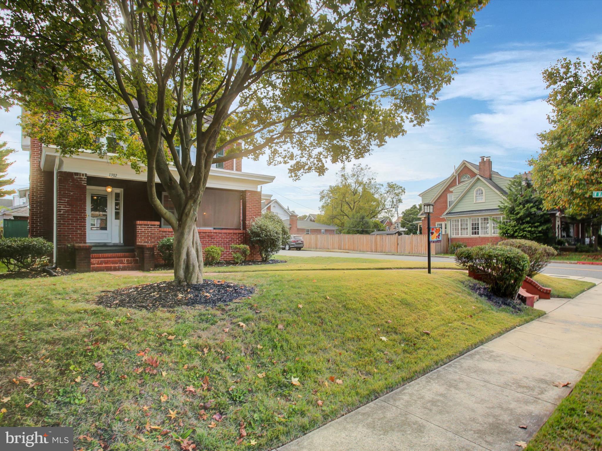 OAK HILL - Residential