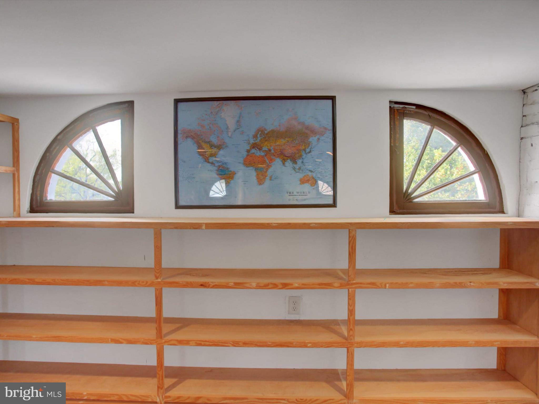 OAK HILL - Residential