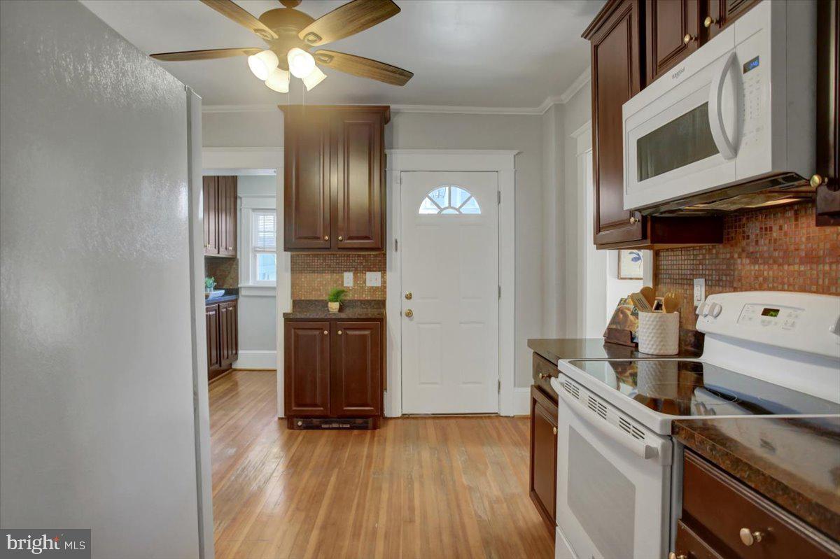 OAK HILL - Residential