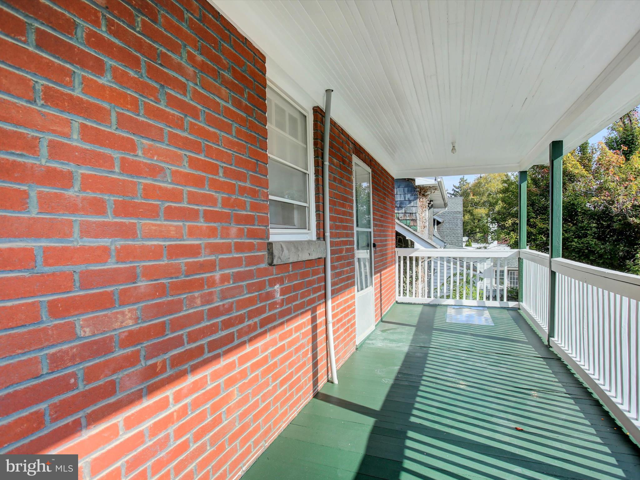 OAK HILL - Residential