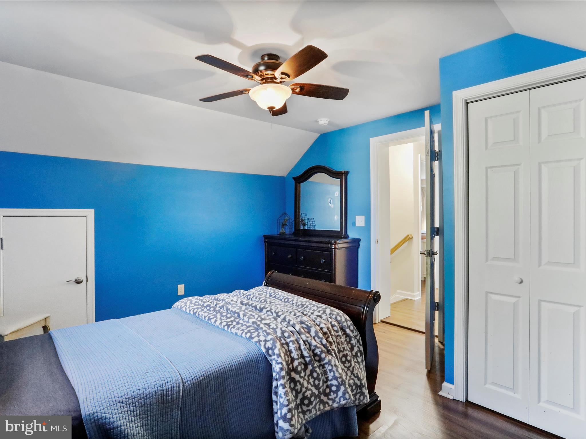 HAMILTON PARK - Residential